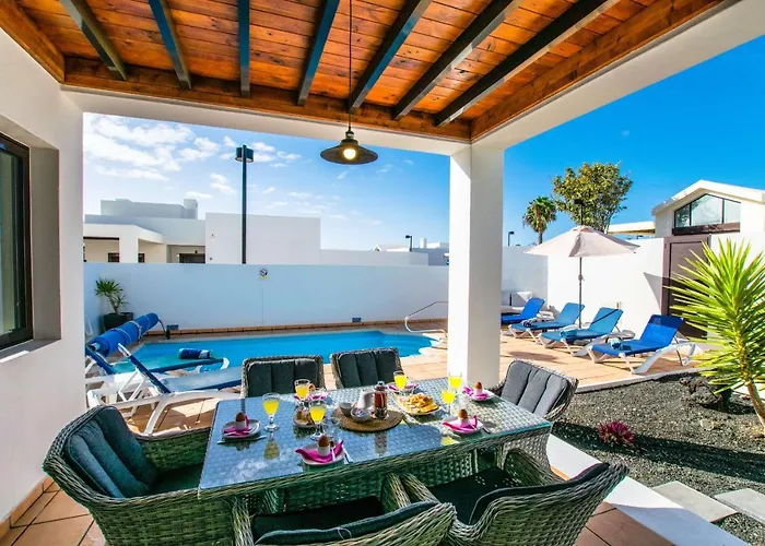 Villa Casa Carra - Lh207 By Now Ltd *